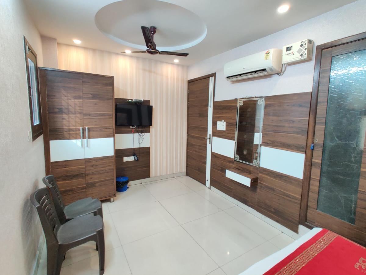 Hotel Robin Inn Amritsar Dış mekan fotoğraf