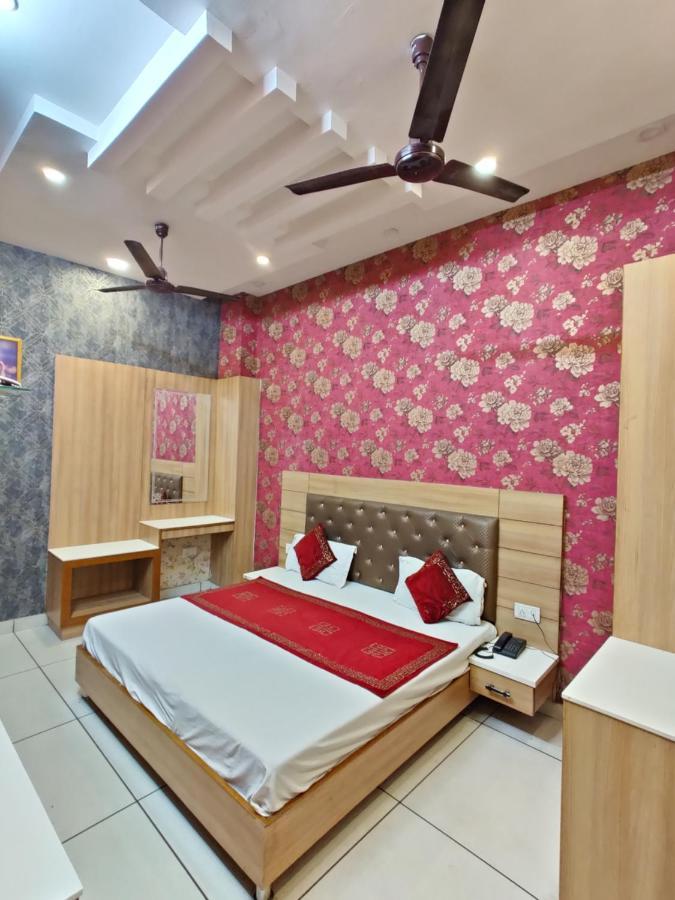 Hotel Robin Inn Amritsar Dış mekan fotoğraf