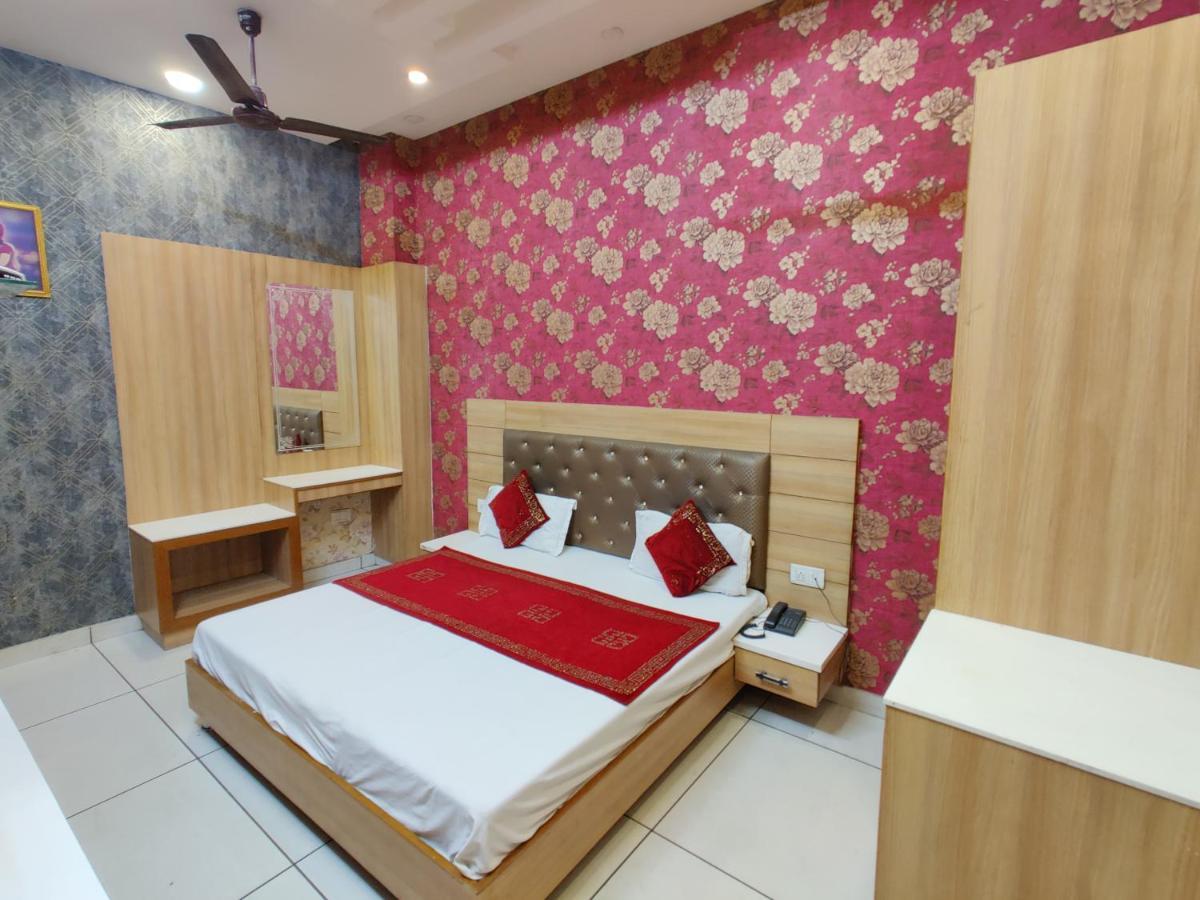 Hotel Robin Inn Amritsar Dış mekan fotoğraf