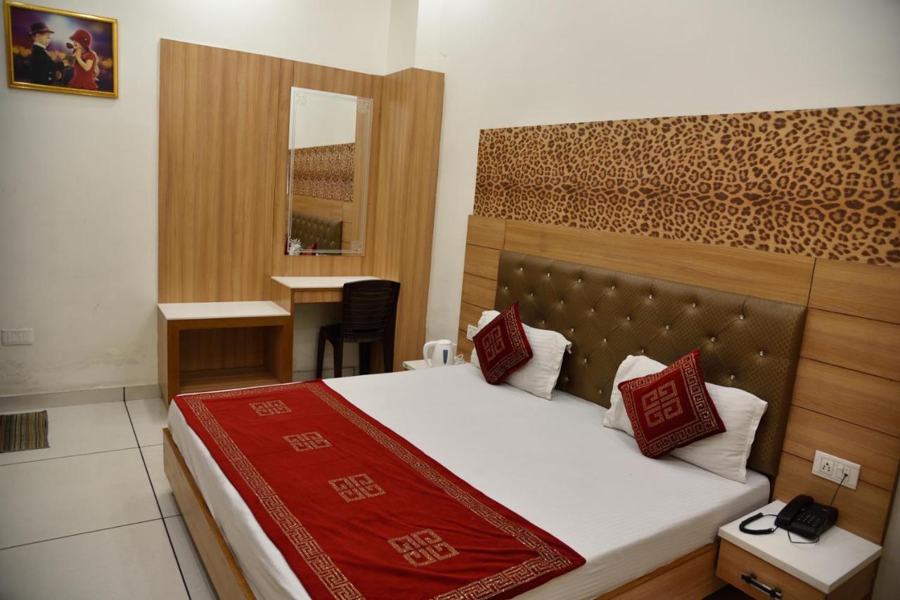 Hotel Robin Inn Amritsar Dış mekan fotoğraf